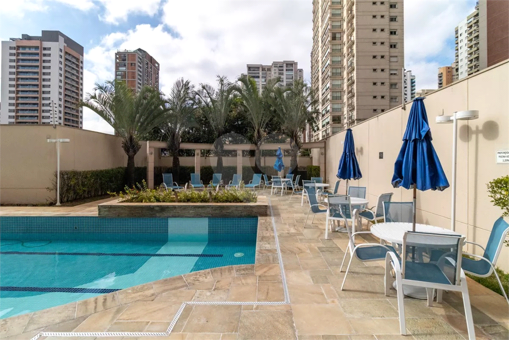 Apartamento à venda com 141m², 3 quartos e 2 vagas