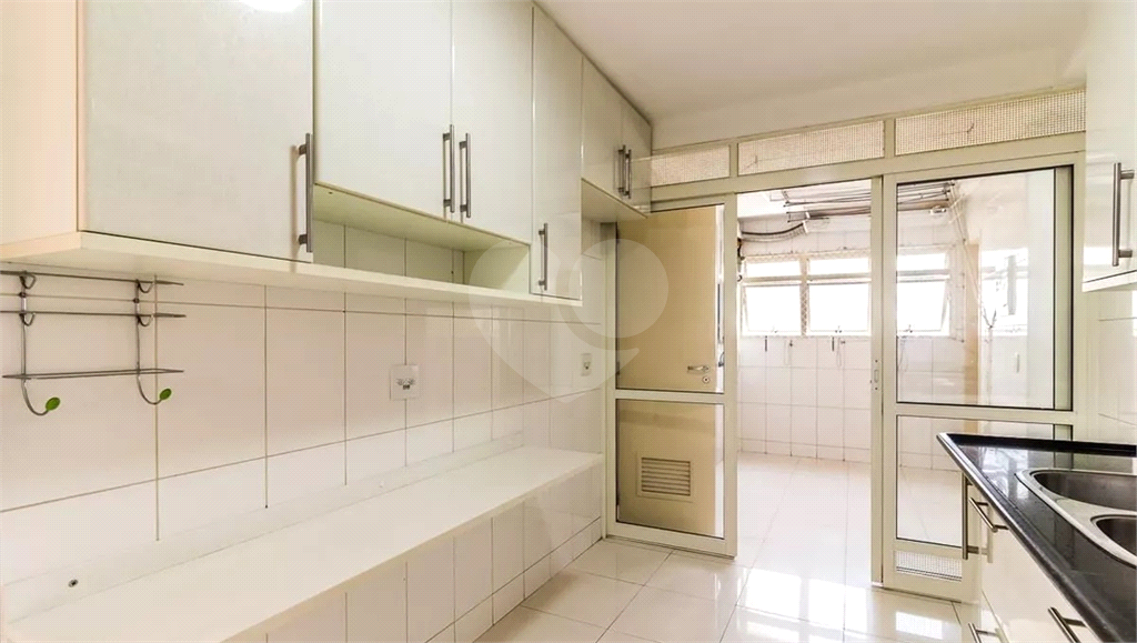 Apartamento à venda com 141m², 3 quartos e 2 vagas