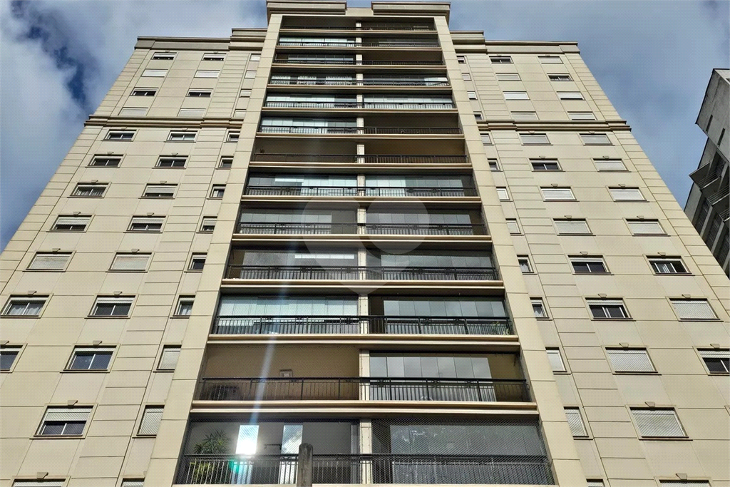 Apartamento à venda com 141m², 3 quartos e 2 vagas