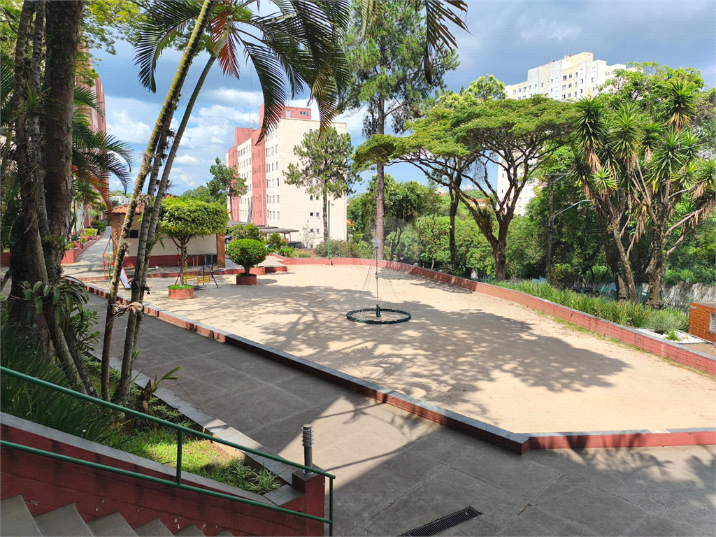 APARTAMENTO em BARRO BRANCO (ZONA NORTE)