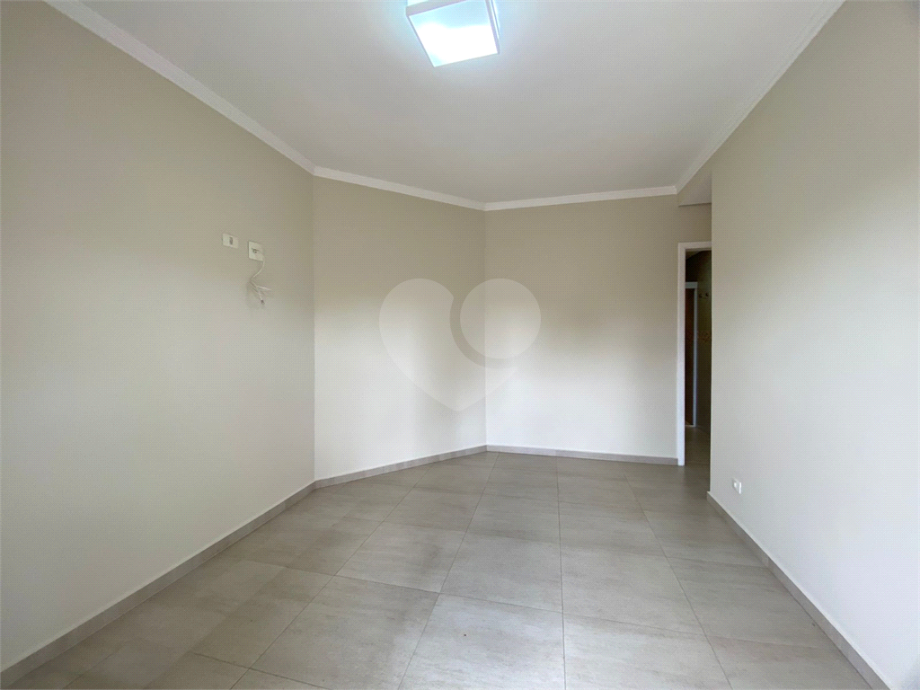APARTAMENTO em PARADA INGLESA