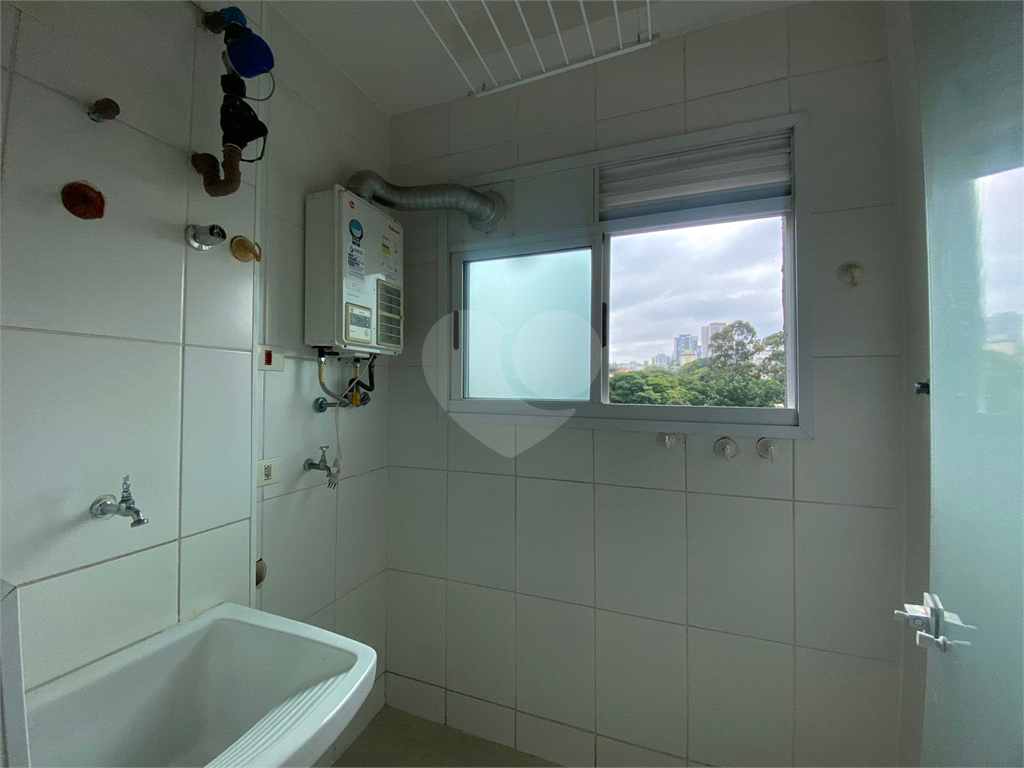 APARTAMENTO em PARADA INGLESA