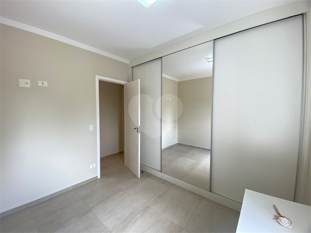 APARTAMENTO em PARADA INGLESA