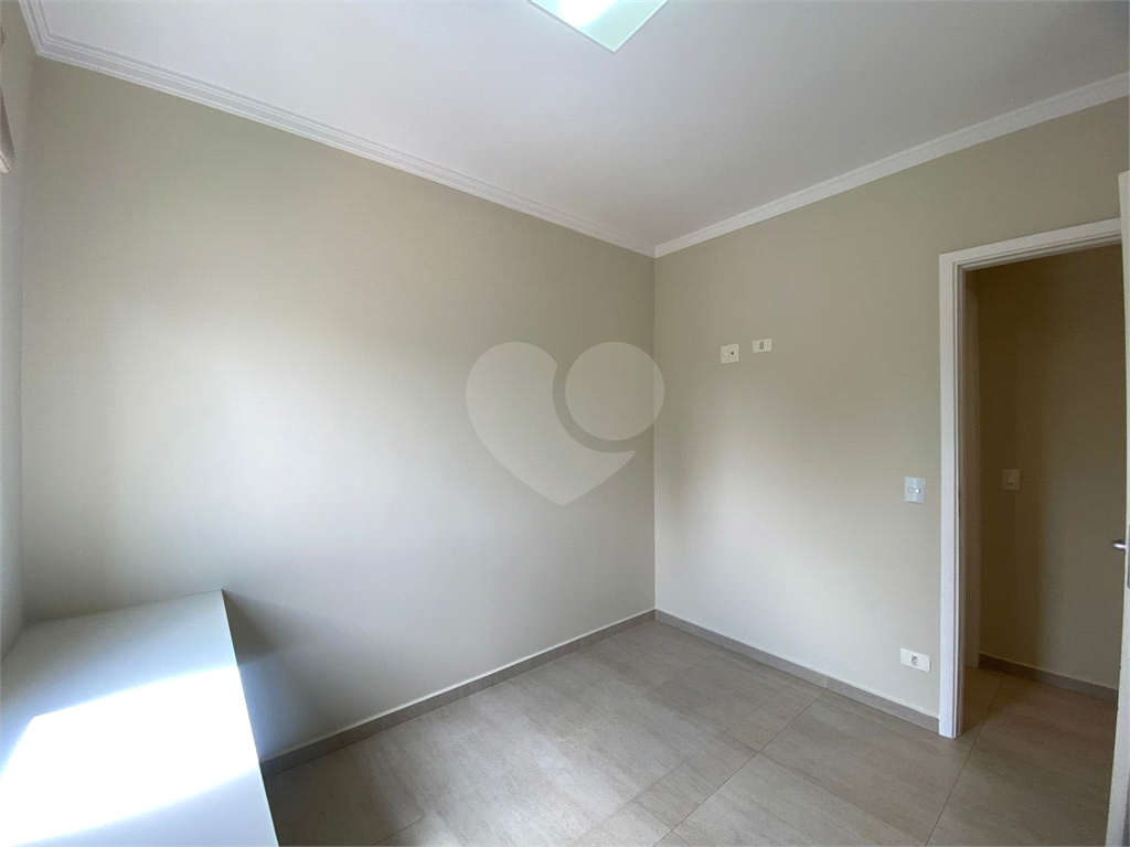 APARTAMENTO em PARADA INGLESA