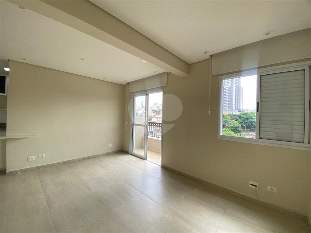 APARTAMENTO em PARADA INGLESA