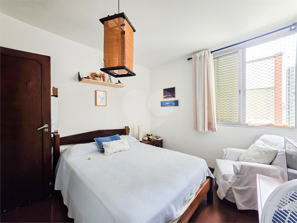 Apartamento - Pinheiros - 4 Quartos / Dormitórios - Venda / Compra