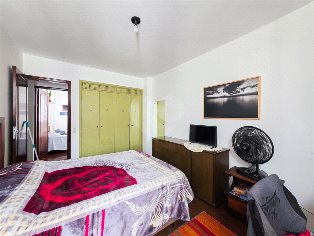 Apartamento - Pinheiros - 4 Quartos / Dormitórios - Venda / Compra