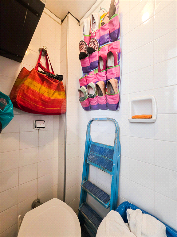 Apartamento - Pinheiros - 4 Quartos / Dormitórios - Venda / Compra