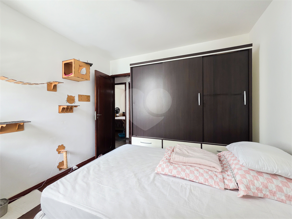 Apartamento - Pinheiros - 4 Quartos / Dormitórios - Venda / Compra