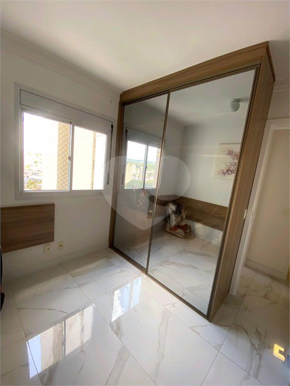 Apartamento para locação com 3 quartos e varanda gourmet