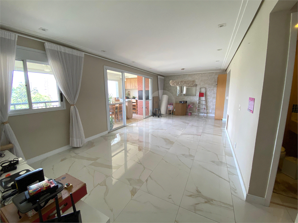 Apartamento para locação com 3 quartos e varanda gourmet