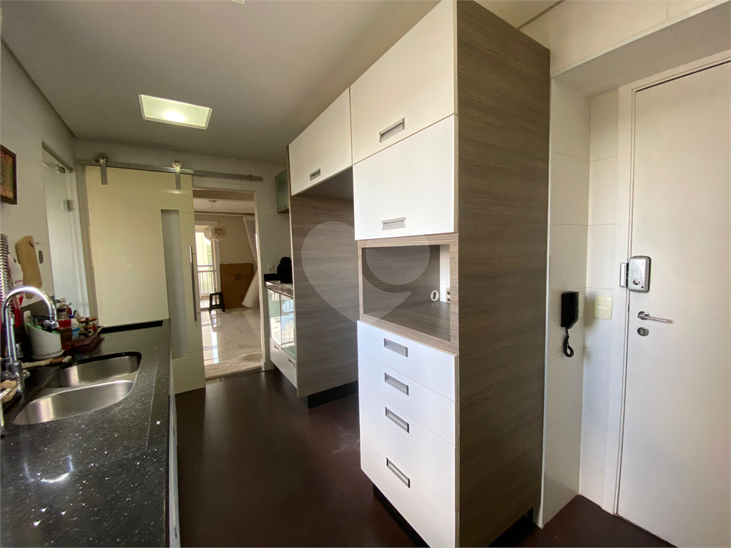 Apartamento para locação com 3 quartos e varanda gourmet