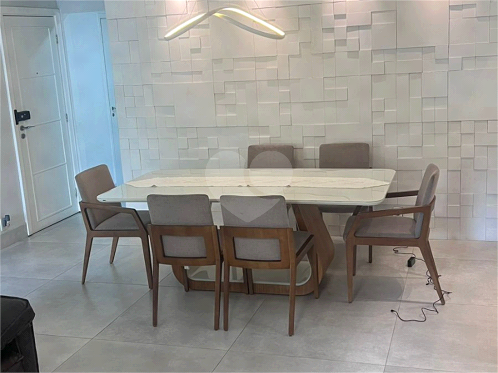 Apartamento, 3 quartos, 81 m² - Foto 2