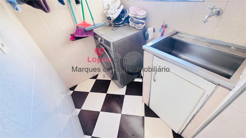 More em frente ao Horto Florestal — Apto 2 dormitório reformado com vaga