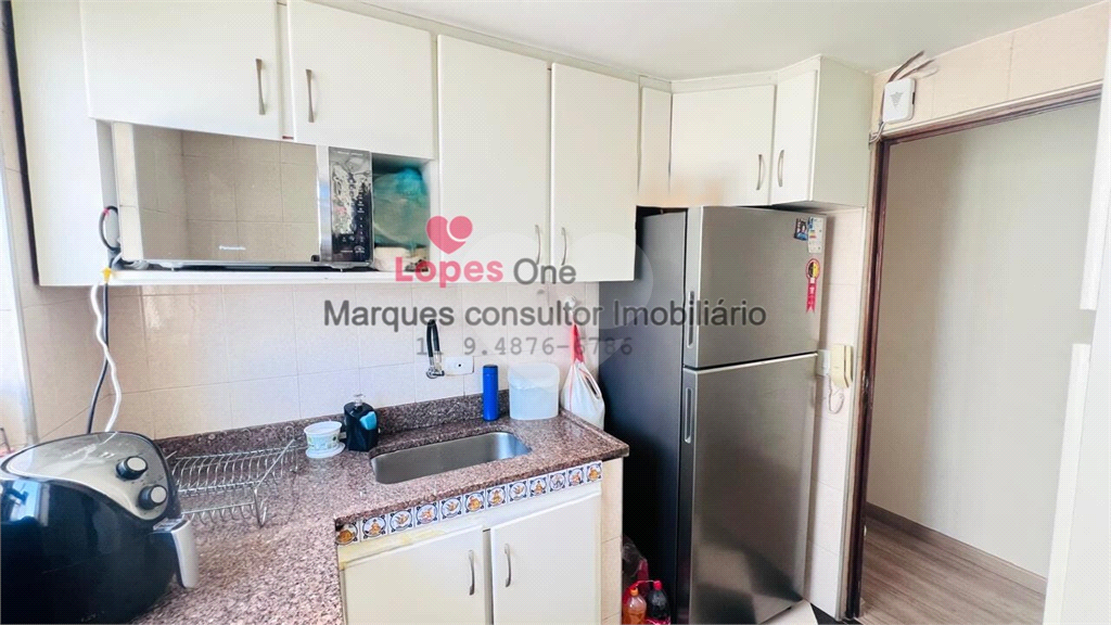 More em frente ao Horto Florestal — Apto 2 dormitório reformado com vaga