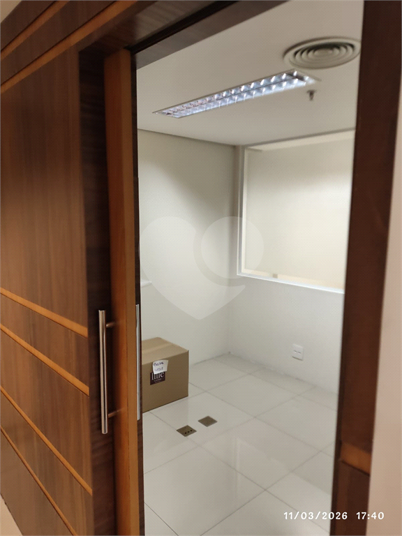 Excelente Consultório na Vila Olímpia/Itaim Bibi!