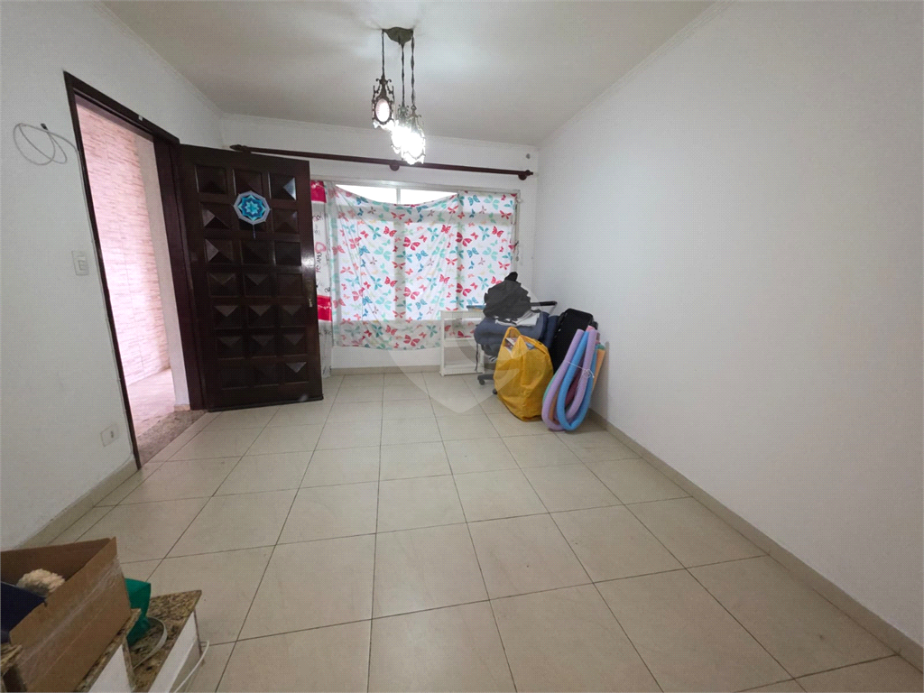 SOBRADO em VILA GUSTAVO