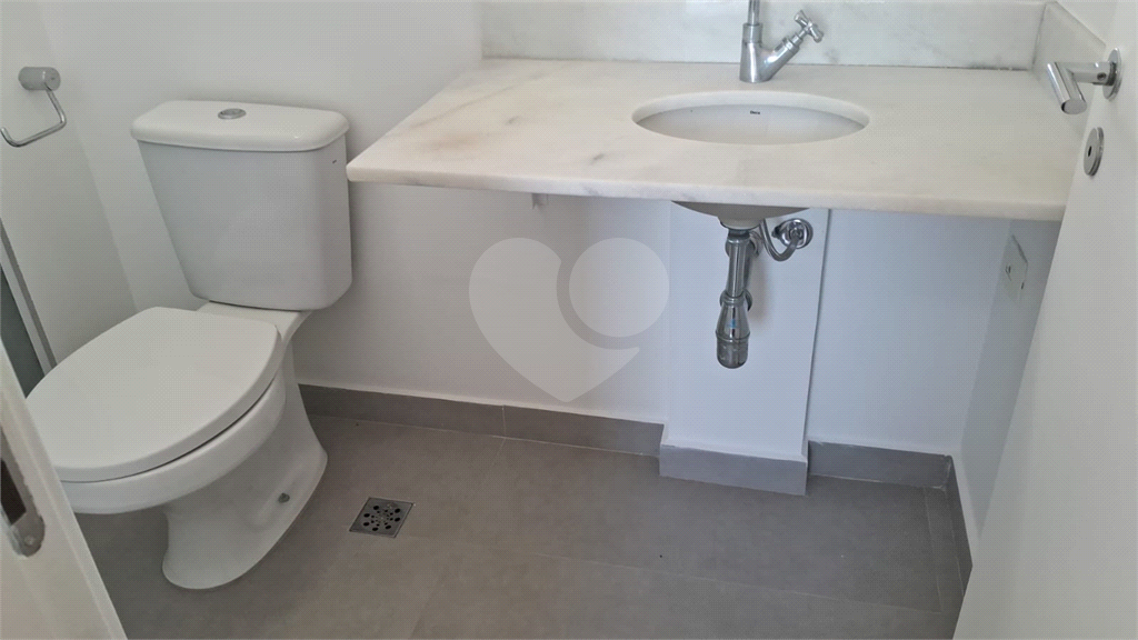 Apartamento a venda ao lado do Metro Ipiranga