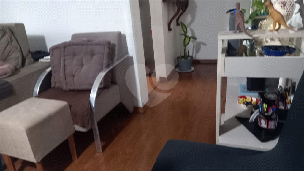 Parada Inglesa- Apartamento 2 quartos, sacada, vaga de garagem