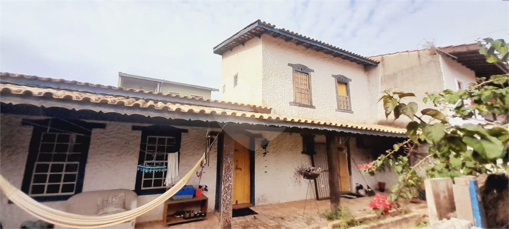 Casa à Venda | 3 dormitórios, 1 suíte | Edícula | 2 vagas em Atibaia/SP!