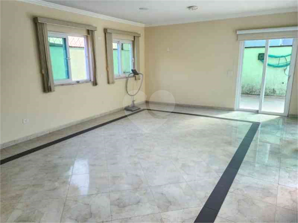 Luxuosa Casa em Condomínio Fechado no Tremembé – Jardim Floresta | Alto Padrão e Exclusividade