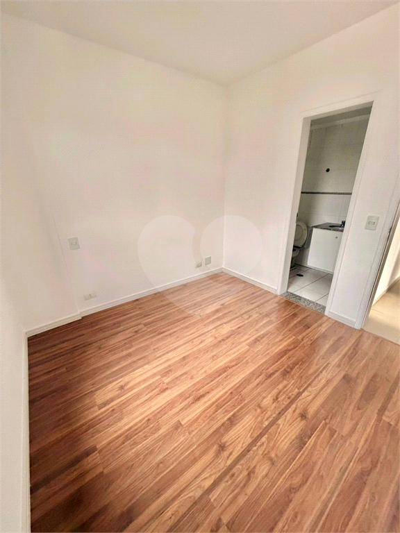 Apartamento no metrô Parada Inglesa - 88 metros  3 dormitórios 1 suíte e 2 vagas 