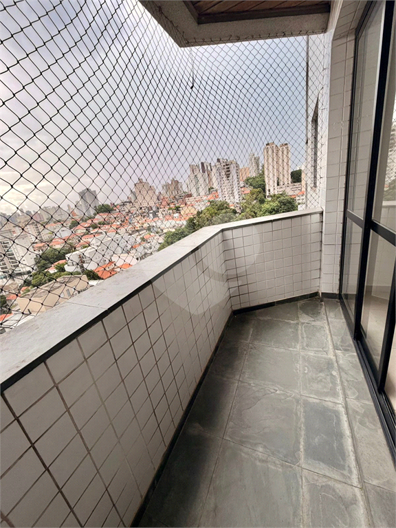 Apartamento no metrô Parada Inglesa - 88 metros  3 dormitórios 1 suíte e 2 vagas 