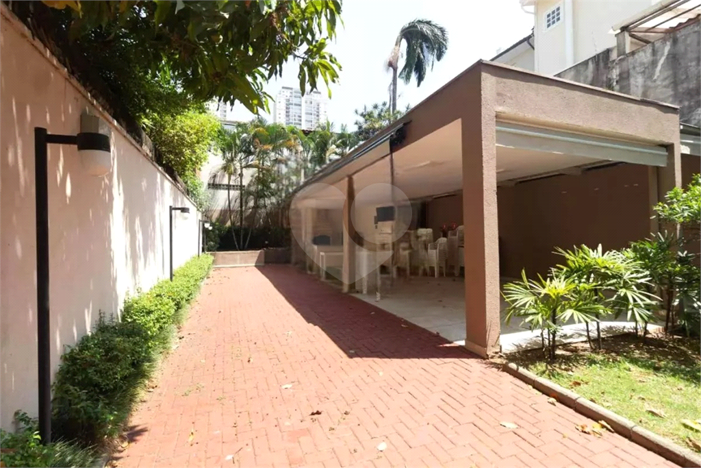 Apartamento à venda com 92m², 2 quartos e 2 vagas Santana