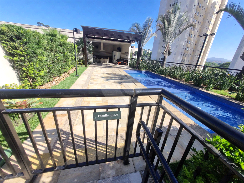 APARTAMENTO LINDAMENTE REFORMADO | 70 m² | 2 DORMITÓRIOS (1 SUÍTE) | Condomínio Clube Chácara Cantareira