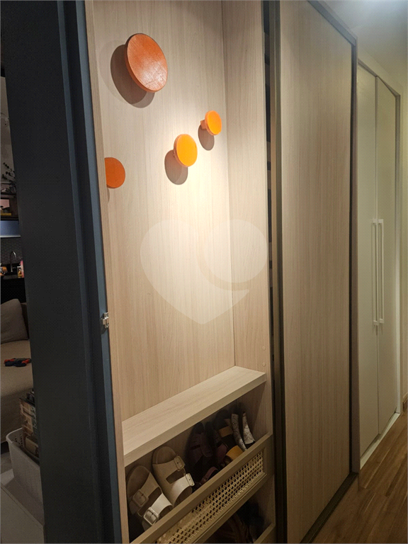 APARTAMENTO LINDAMENTE REFORMADO | 70 m² | 2 DORMITÓRIOS (1 SUÍTE) | Condomínio Clube Chácara Cantareira