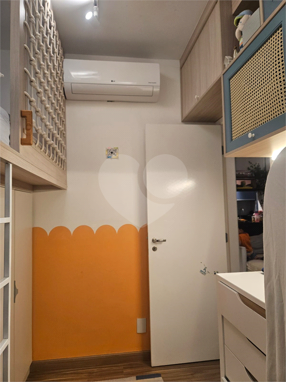 APARTAMENTO LINDAMENTE REFORMADO | 70 m² | 2 DORMITÓRIOS (1 SUÍTE) | Condomínio Clube Chácara Cantareira