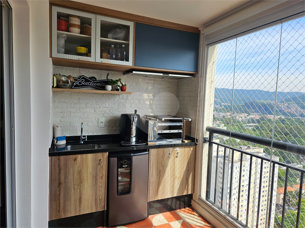 APARTAMENTO LINDAMENTE REFORMADO | 70 m² | 2 DORMITÓRIOS (1 SUÍTE) | Condomínio Clube Chácara Cantareira
