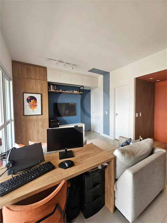 APARTAMENTO LINDAMENTE REFORMADO | 70 m² | 2 DORMITÓRIOS (1 SUÍTE) | Condomínio Clube Chácara Cantareira