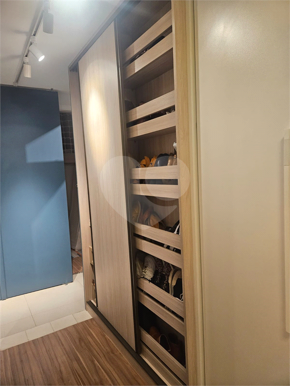 APARTAMENTO LINDAMENTE REFORMADO | 70 m² | 2 DORMITÓRIOS (1 SUÍTE) | Condomínio Clube Chácara Cantareira