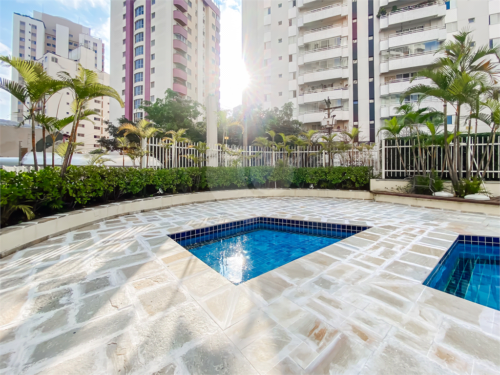 COBERTURA À VENDA 2A SAÚDE 4 DORMITÓRIOS 2 VAGAS VENDER