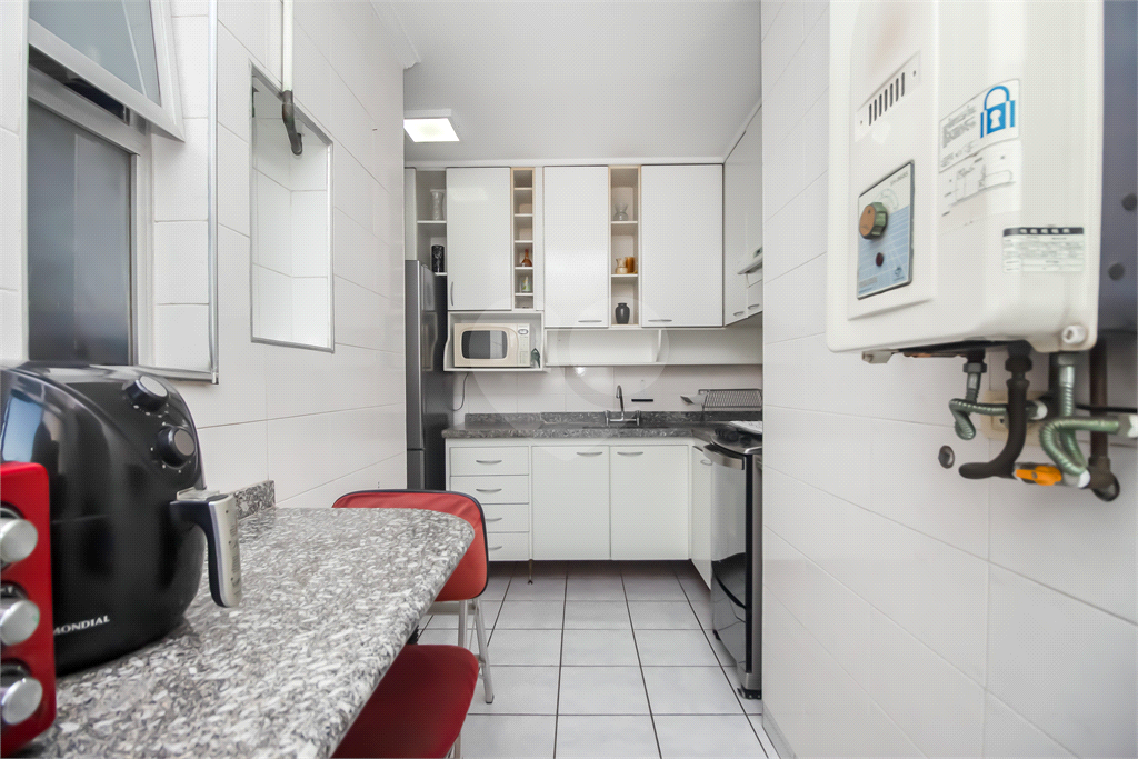 COBERTURA À VENDA 2A SAÚDE 4 DORMITÓRIOS 2 VAGAS VENDER