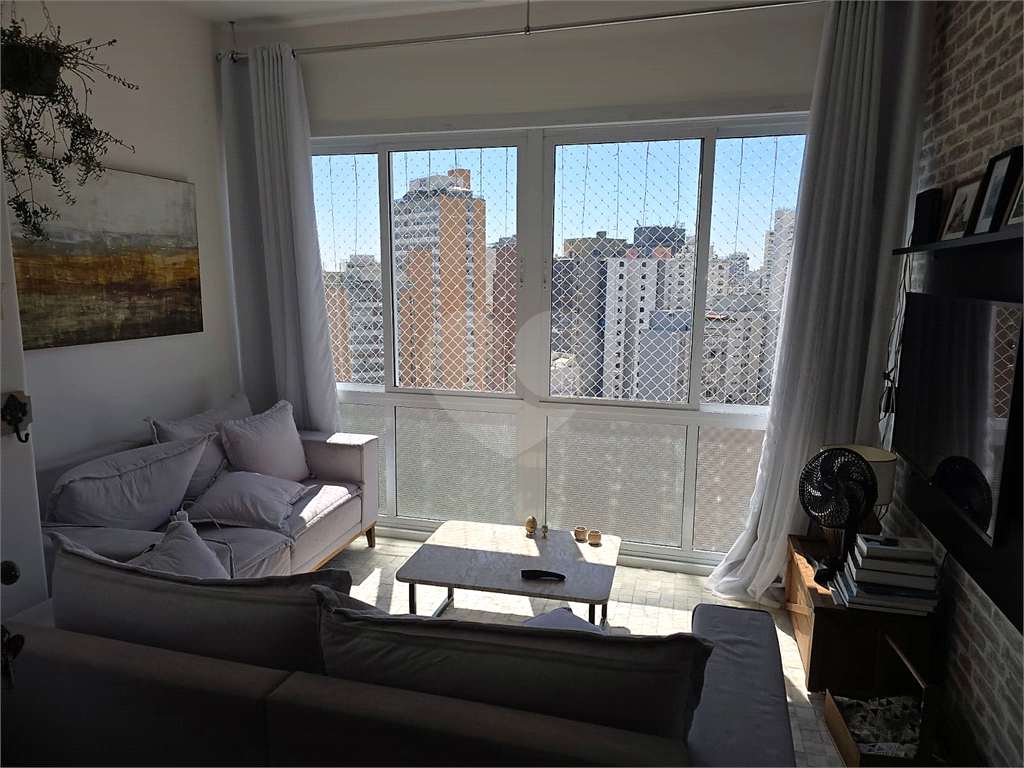 Aparta,emtp em Perdizes com 4 quartos