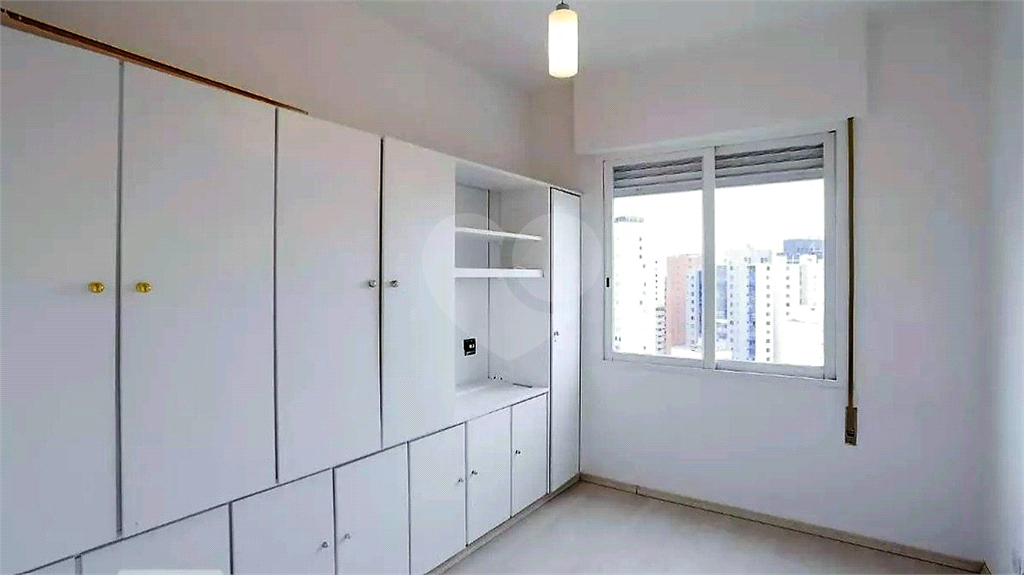 Aparta,emtp em Perdizes com 4 quartos