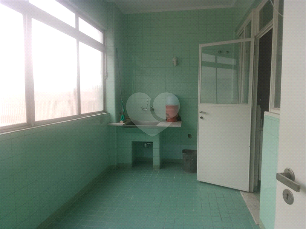 Praça da Republica. 4 quartos. suíte. terraço. vaga