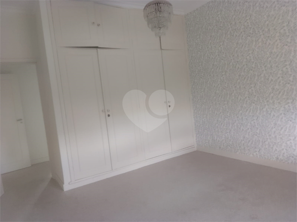 Praça da Republica. 4 quartos. suíte. terraço. vaga