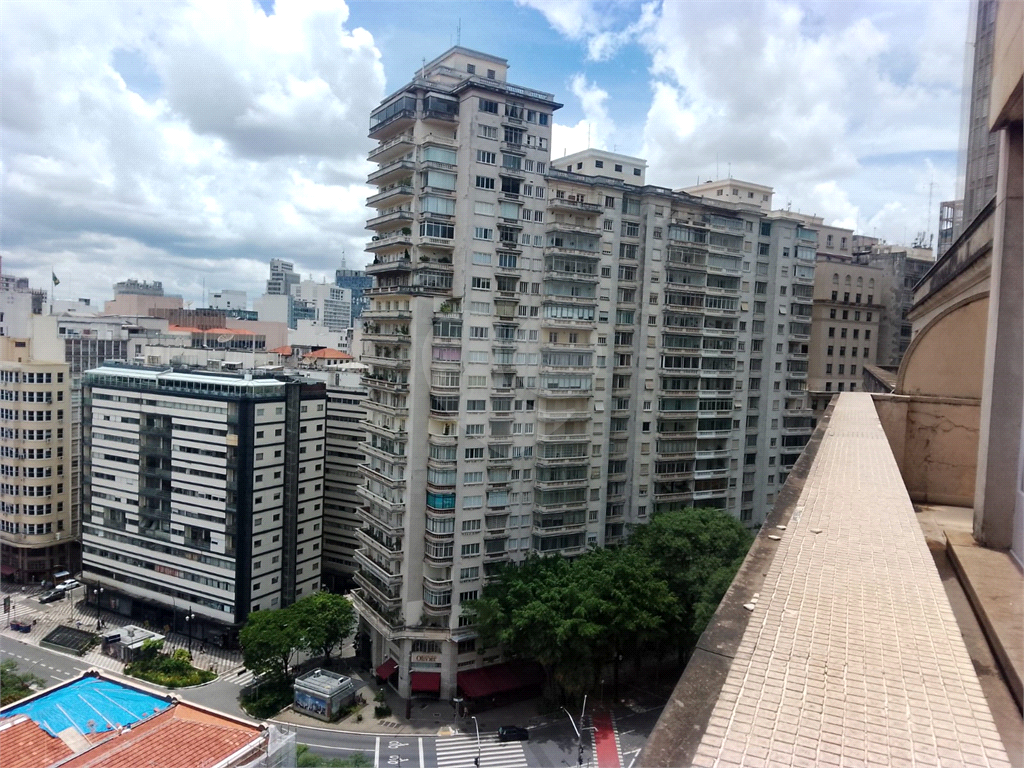 Praça da Republica. 4 quartos. suíte. terraço. vaga