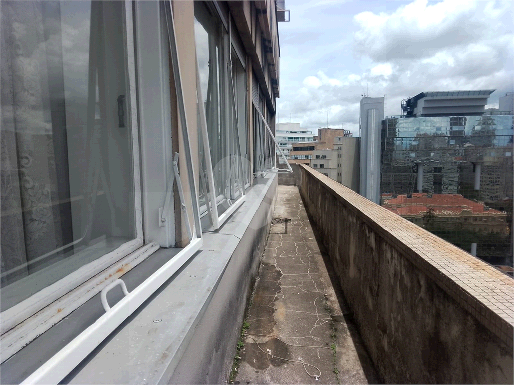 Praça da Republica. 4 quartos. suíte. terraço. vaga