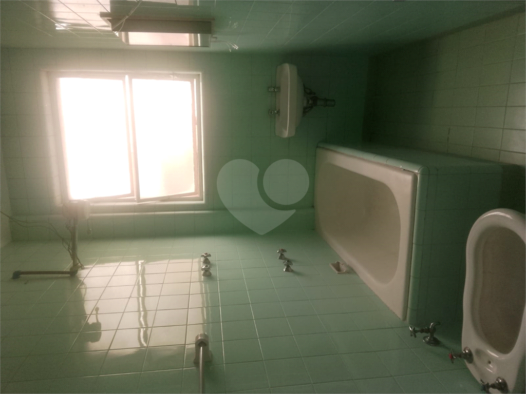 Praça da Republica. 4 quartos. suíte. terraço. vaga