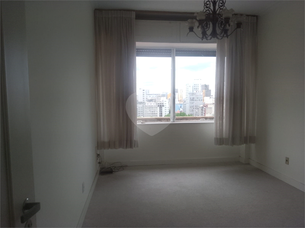 Praça da Republica. 4 quartos. suíte. terraço. vaga