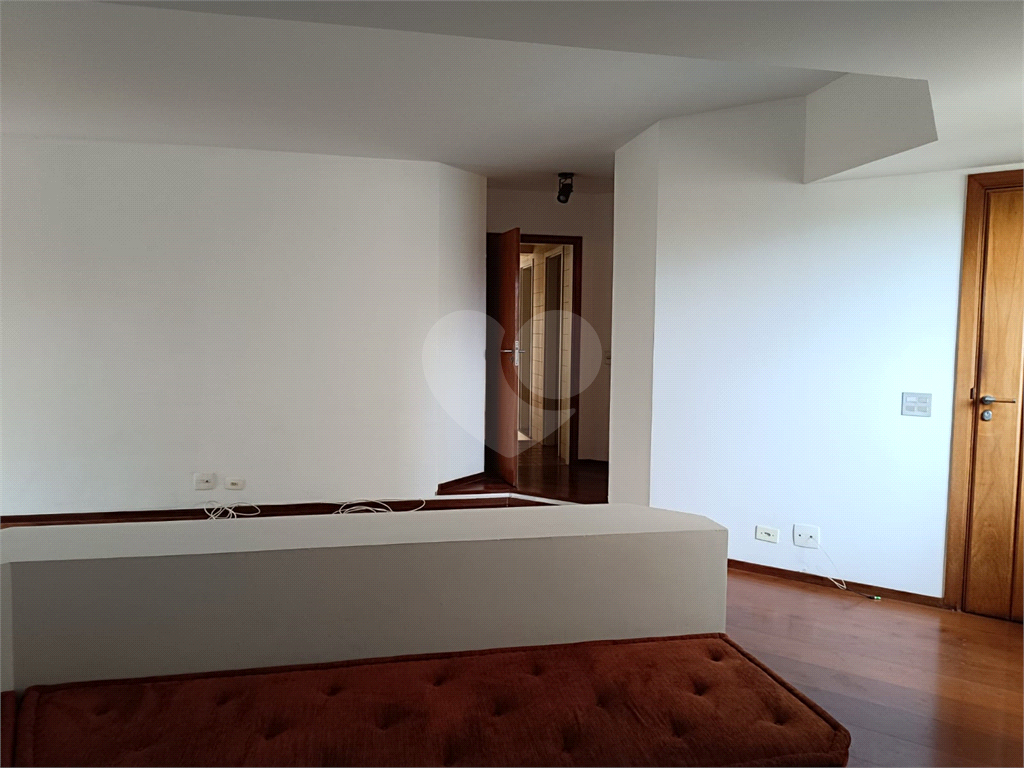 Apartamento com 3 quartos no Brooklin