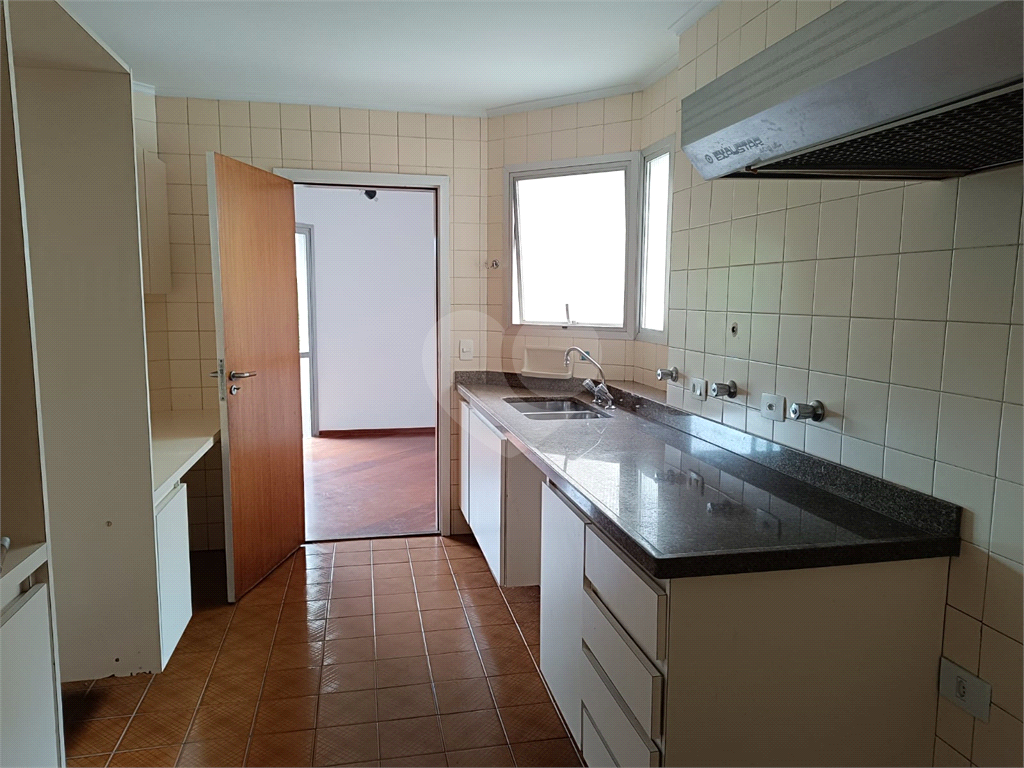 Apartamento com 3 quartos no Brooklin