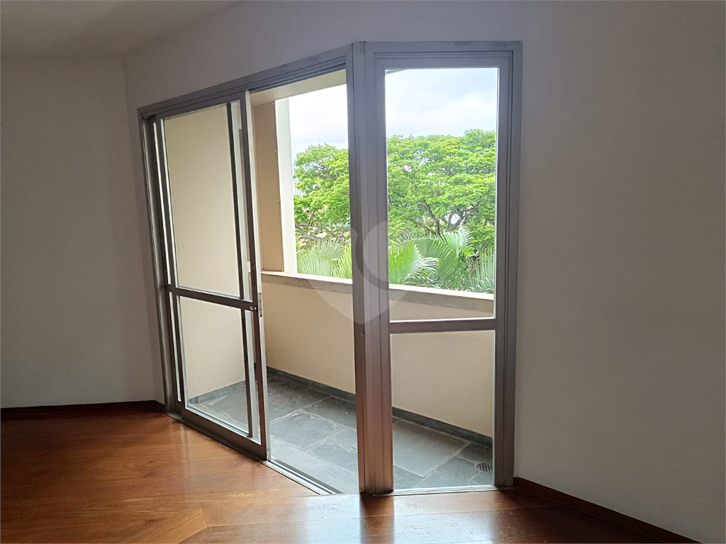 Apartamento com 3 quartos no Brooklin