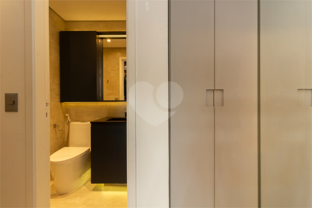 APARTAMENTO em VILA MASCOTE