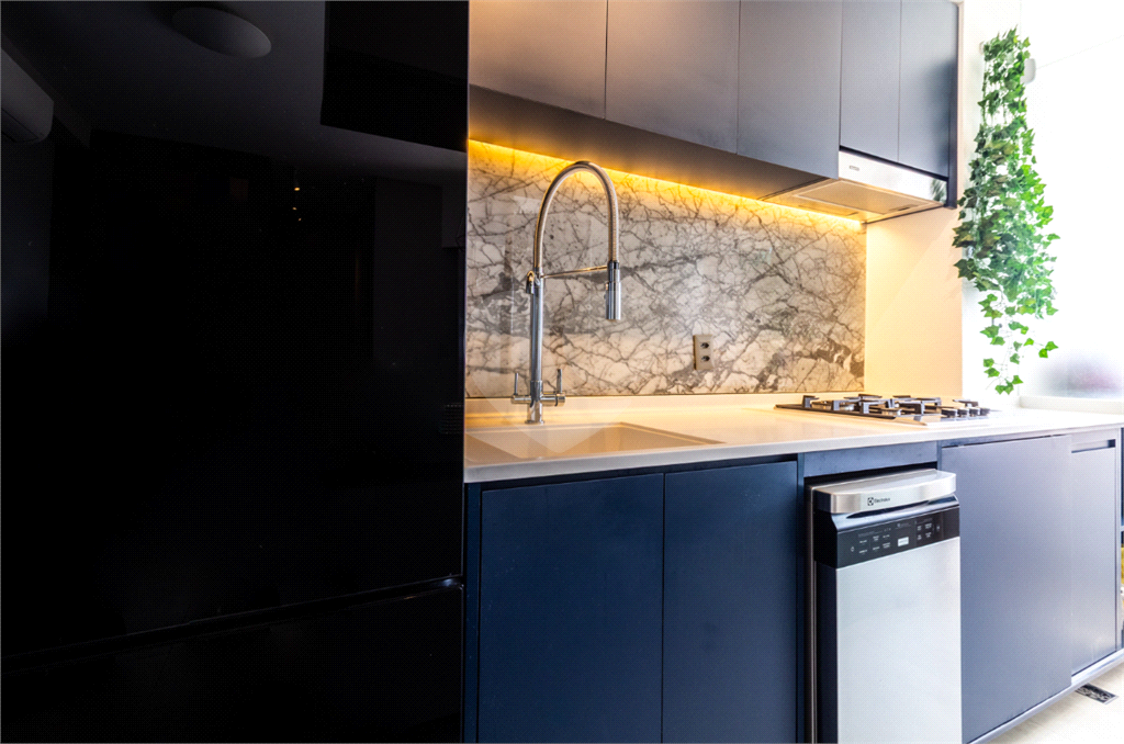 APARTAMENTO em VILA MASCOTE