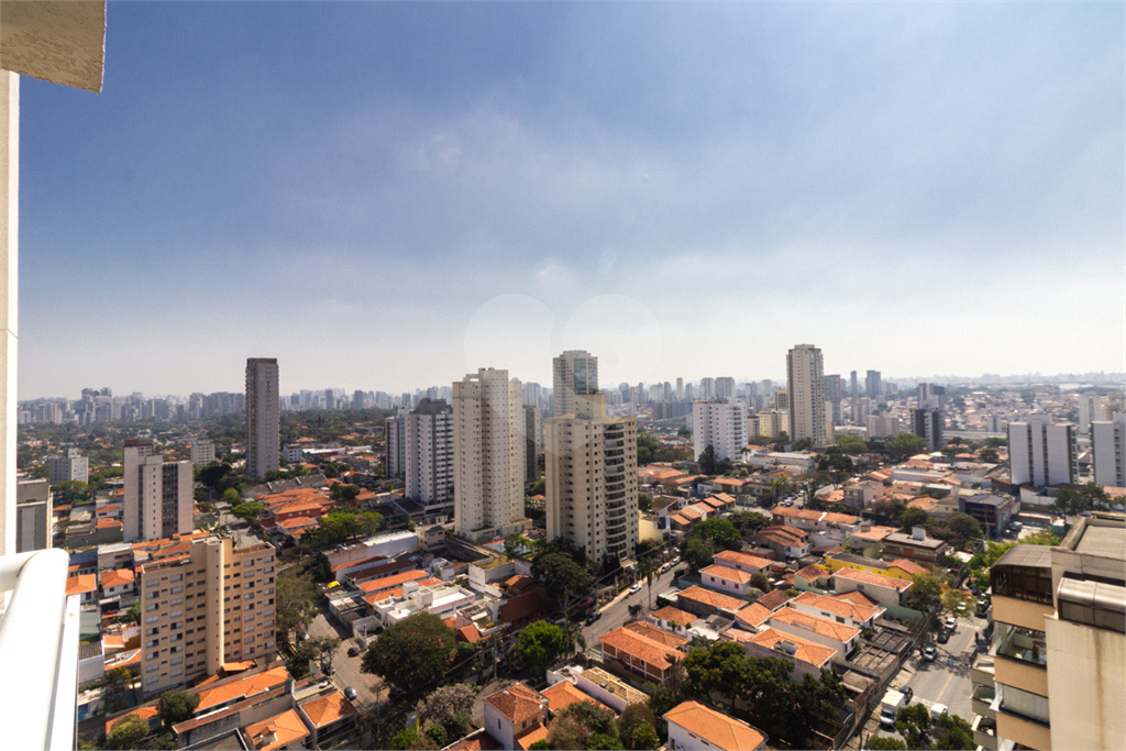 APARTAMENTO em VILA MASCOTE